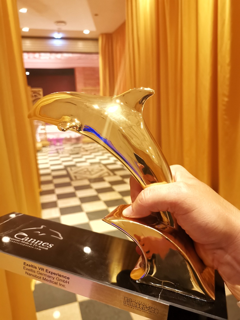 gold award cannes dolphin